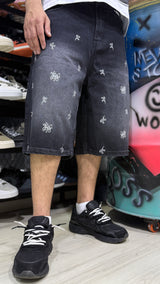 Embroidered short Baggy Jeans
