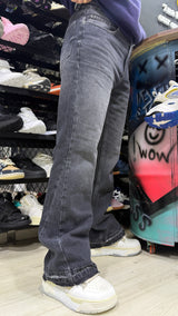 Flared Jeans