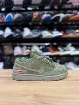 Nike SB Dunk x Supreme
