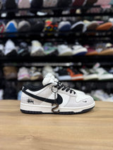 Nike SB Dunk Low x Stussy