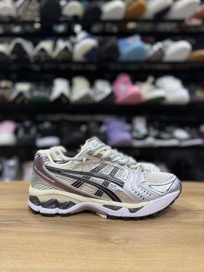 Asics Kayano