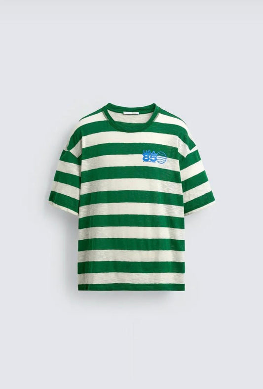 T-SHIRT MIT STREIFEN UND KONTRASTDRUCK