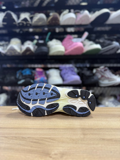 Saucony