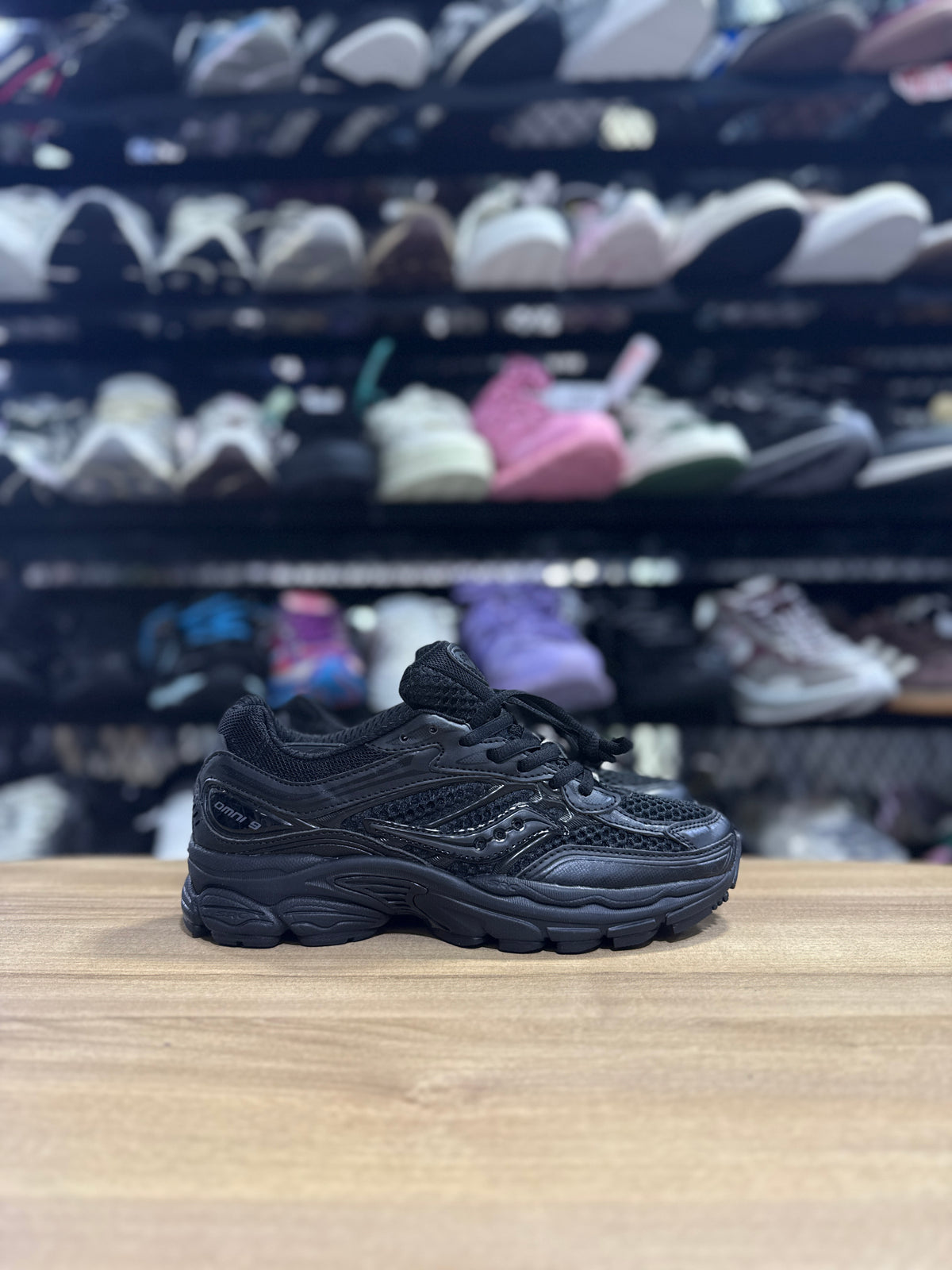 Saucony