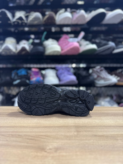 Saucony