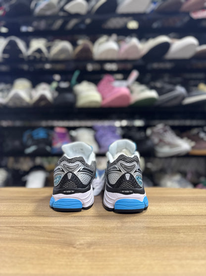 Saucony