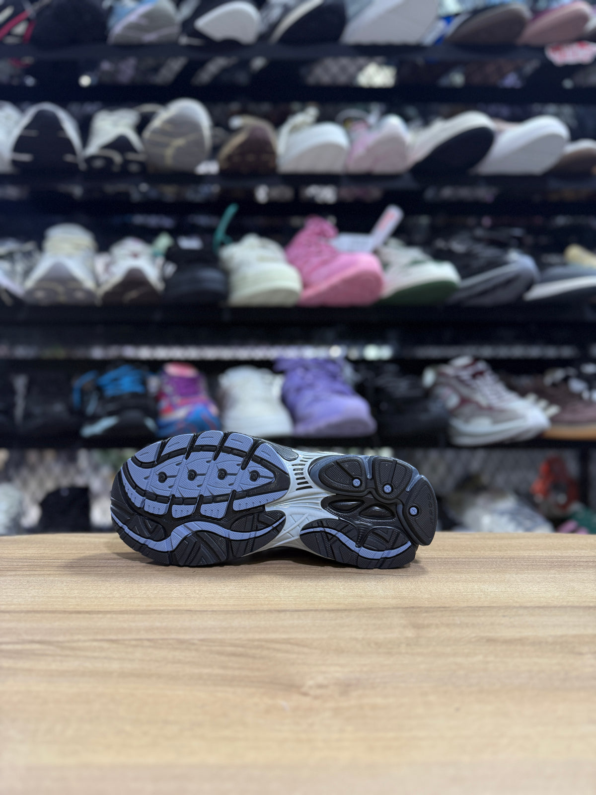 Saucony