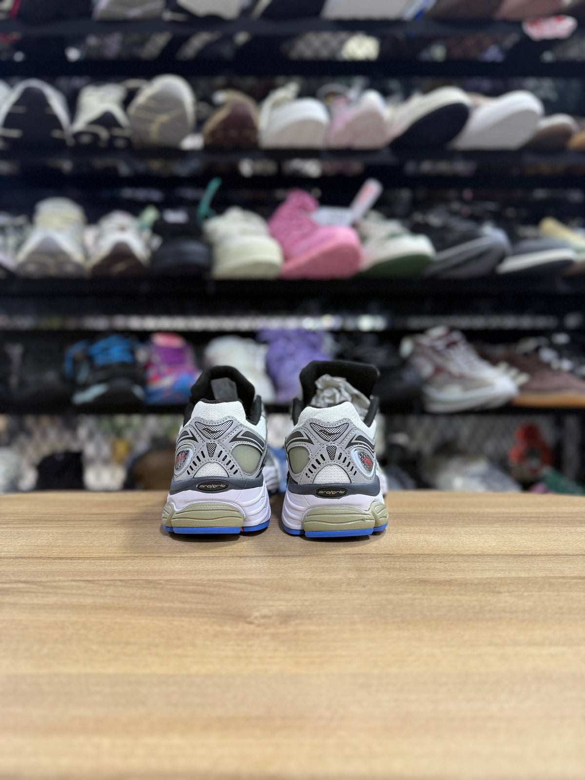 Saucony