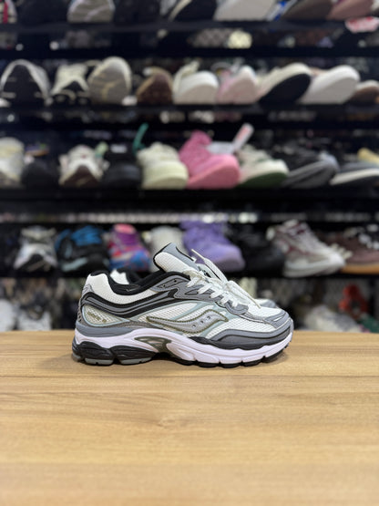 Saucony