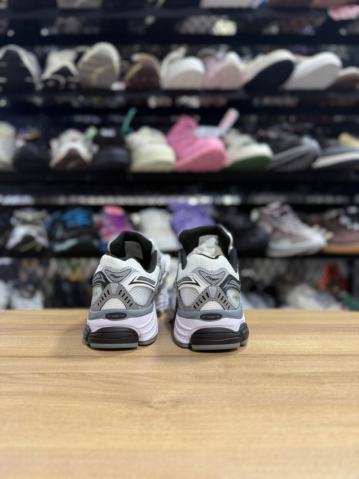 Saucony