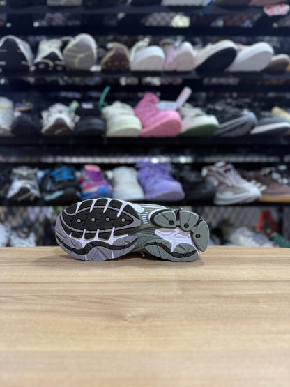 Saucony