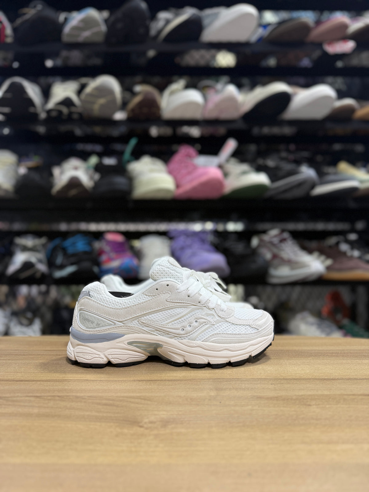 Saucony