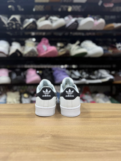 Superstar