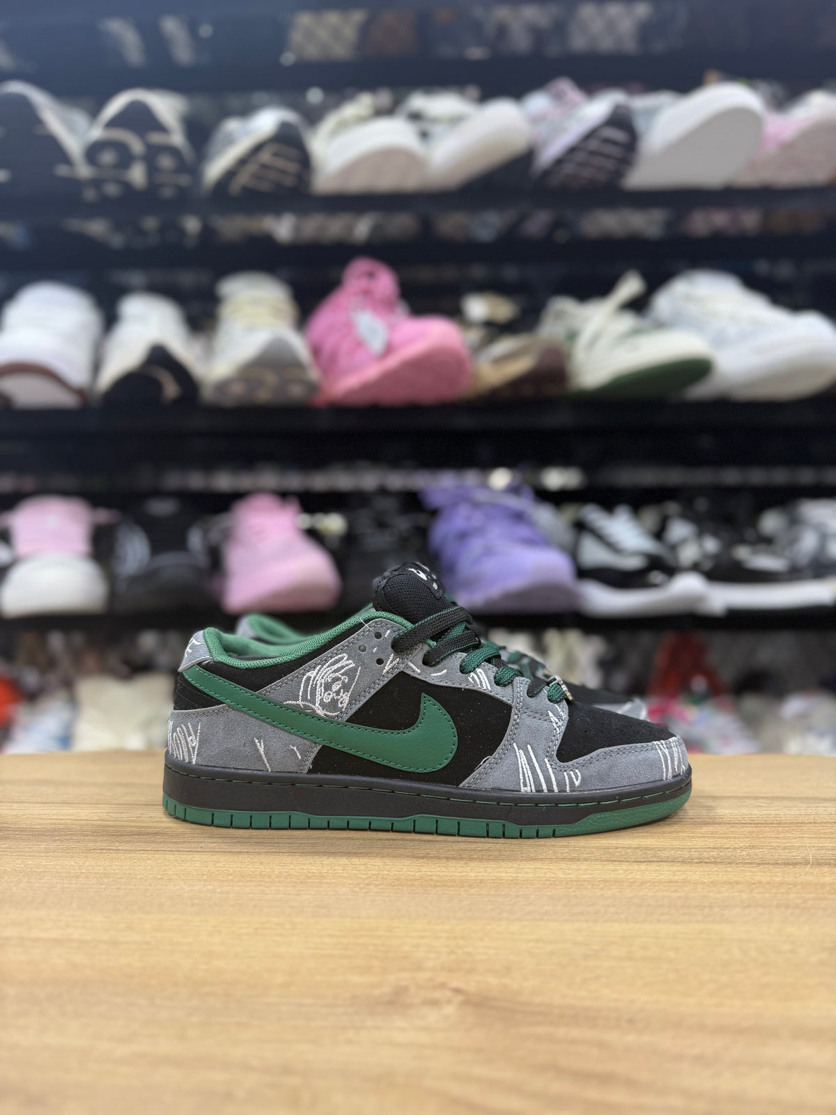 Dunk Low Pro x there