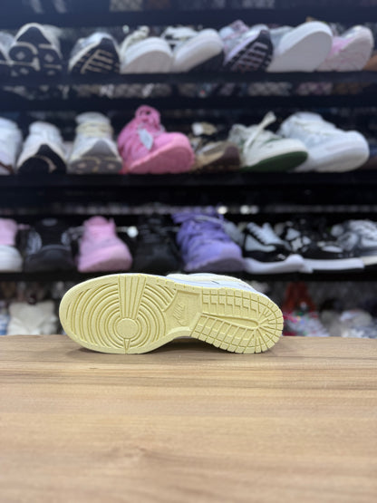 Dunk Low of the Rbbit