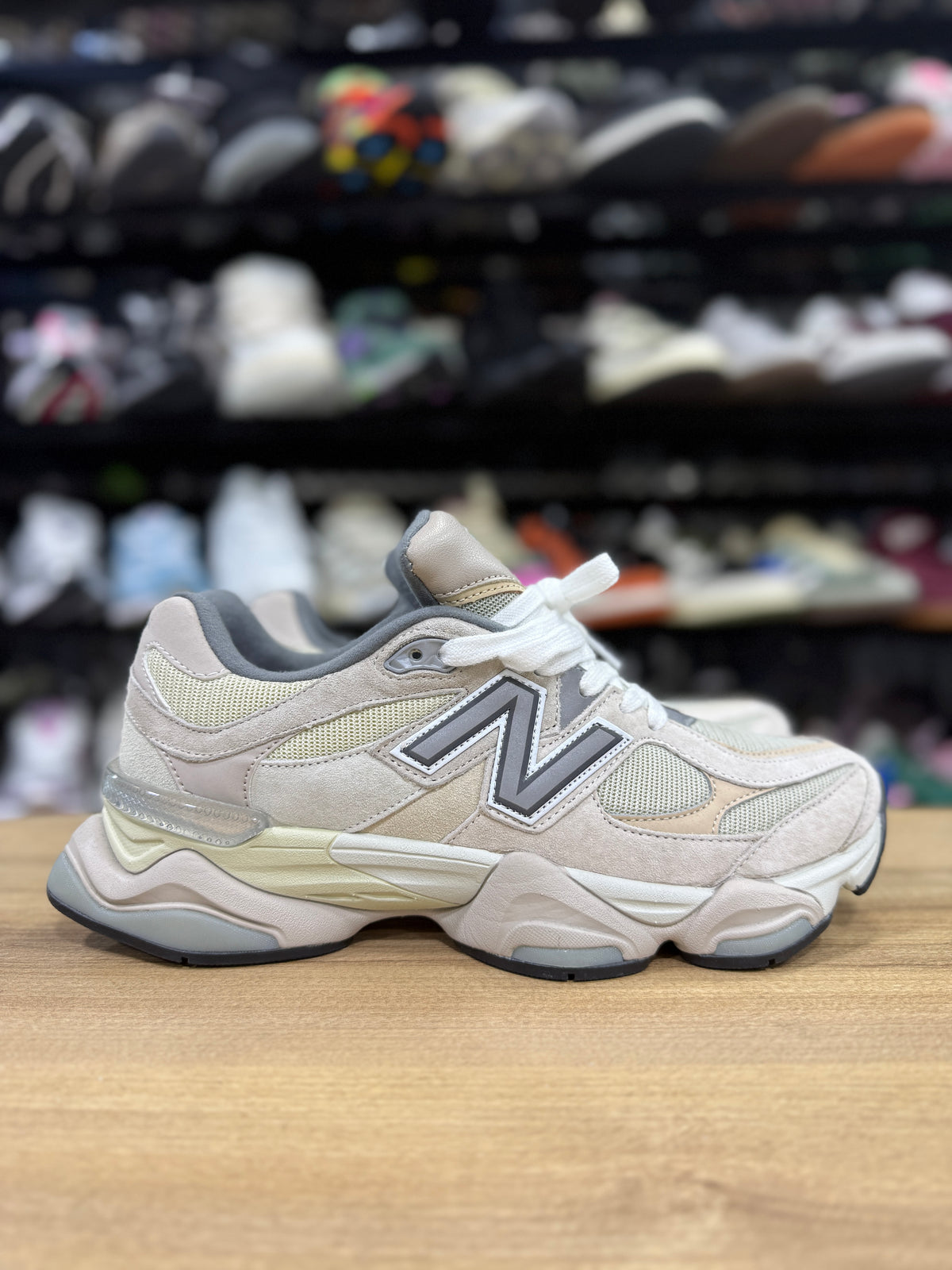 New Balance 9060