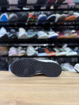 Nike SB Dunk Low x Stussy