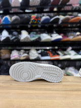 Nike SB Dunk Low x Stussy